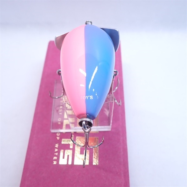 レッドフィンフローター．